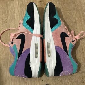 Nike Air Max 1 - Have a Nike Day